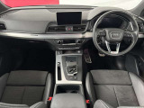 Audiのインテリアはエクステリア同様、優れたデザイン性とクオリティ、そして機能性を兼ね備えております。