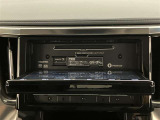 DVD&CDの挿入口です。