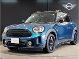 MINI クロスオーバー クーパーD ボードウォークエディションが入庫しました。ボディカラーはディープラグナブルーメタリックのお車です。
