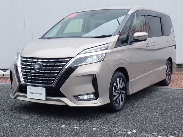 セレナ 2.0 ハイウェイスターV