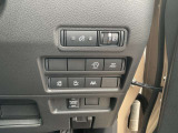 運転席回りのスイッチ類です。