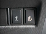 ◆両側電動スライドドア◆狭い駐車場でも乗り降りが楽々♪お子様が隣の車にドアを当ててしまう心配もございません!小さなお子様連れの方もこれで安心。