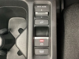 セレクターノブの下に、異なる加速感を楽しめるドライブモードスイッチがついています。一般道、スポーツ走行、エコ走行など、シーンに合わせて最適な加速感を楽しめるドライブモードスイッチです。