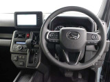 運転席廻りです。