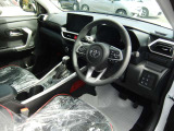運転席の画像です。