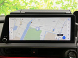 高精細な地図画面で、目的地までスムーズに案内してくれます。ナビゲーション機能で、初めての道も安心してお出かけできます。