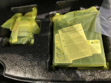 【パンク修理キット剤】こちらのお車にはパンク修理キット剤ついております♪