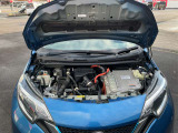 e-POWERはエンジンを発電専用にしてエンジンの作動時間を短縮。さらに、ごくわずかな減速でも回生エネルギーがとれるよう設定して、あらゆる走りのシーンで優れた燃費性能を発揮します。