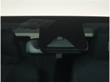 TOYOTA SAFETY SENSEは道路状況、車両状態、天候状態及びドライバーの操作状況などによっては、作動しない場所があります。