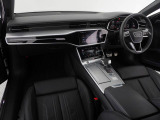 指定工場で車検までご対応可能。6ベイを完備したサービス工場を併設し、快適なAudiライフをサポートします。詳しくは0078-6002-900146中古車スタッフまで