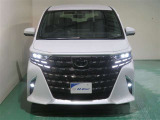 明度の高いLEDヘッドライトで、夜間の運転も安心です。
