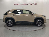 【まるごとクリーニング】シートを取り外し、車内を徹底洗浄。隅々まで丁寧に仕上げています。
