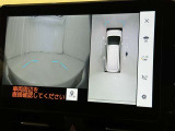 【フロントカメラ】運転席に座った状態で死角になりやすいクルマの前の様子まで確認でき安全ですね♪