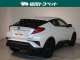 色は人気のプラチナホワイトパールマイカです。