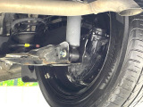 お車を安心してお乗りいただく為には、足回りの定期点検が欠かせません。サービスサポート(有償保証)では無料点検もご提供しており、安心のカーライフをお過ごしいただけるサポート体制が整っています。