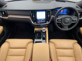 V60 リチャージ PHEV T6 AWD アルティメット 4WD 