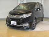 車名の由来:ステップは家族みんなで新しい生活を創り出せそうな「予感、気持ち」を表現。この車であらゆるシーンでステップアップできたら、という願いを込めて命名。