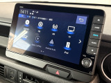 バックギアに入れるだけで自動でリヤカメラに切り替わります!車庫入れやバックが苦手な方にオススメ!