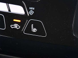 シートヒーター装備で、寒い時期の運転時重宝します。