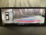 360度モニターは、4つのカメラによる前後左右・俯瞰映像でドライバーからは見えない領域の危険認知をサポート!全周囲の死角を減らし、狭い駐車場や幅寄せ、T字路の進入などの運転の安心感を高めます!