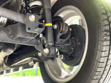 お車を安心してお乗りいただく為には、足回りの定期点検が欠かせません。サービスサポート(有償保証)では無料点検もご提供しており、安心のカーライフをお過ごしいただけるサポート体制が整っています。