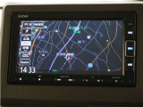 純正スタンダードインターナビ(VXM-224VFi)&バックカメラが装備されているので、普段の使い勝手もロングドライブも快適です。
