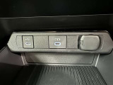 シガーソケット用の充電器が使用可能です!