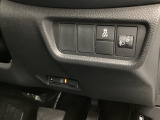 自社整備工場で点検整備をおこなってからお渡ししています。車検が残っている場合は『12ヶ月点検整備』を、車検整備付きの場合は『車検整備』をおこないます。整備費用は車両本体価格に含まれています。