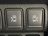 【両側パワースライドドア】スマートキーや運転席のスイッチで後席両側スライドドアの開閉が可能♪電動だから力を入れてドアを開ける必要が無く、小さなお子様でも簡単に開け閉めでき快適です♪