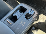 店舗にて現車の確認もいただけますので、お電話で在庫のご確認の上是非ご来店くださいませ。