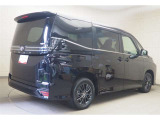 走りにこだわりながら収納力も持ち合わせたお車です。荷物を載せて軽快なドライブを楽しめますよ♪