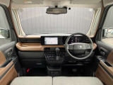 広々とした視界を体感できます。運転が楽しくなりますね。