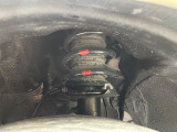 お車を安心してお乗りいただく為には、足回りの定期点検が欠かせません。サービスサポート(有償保証)では無料点検もご提供しており、安心のカーライフをお過ごしいただけるサポート体制が整っています。