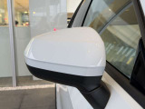 ミラー一つにも様々な機能を仕込んでおります。是非ご体感ください!