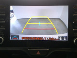 7インチディスプレイオーディオ  バックモニター付き。 車両後方の映像が画面に表示されるので、車庫入れが苦手な人も安心です。ただし、目視確認もお忘れなくお願いいたします。