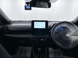 落ち着いたカラーの内装で、ゆったりと運転したい方に。