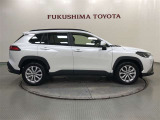【まるごとクリーニング】シートを取り外し、車内を徹底洗浄。隅々まで丁寧に仕上げています。