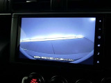 【バックモニター】・・・気になる後ろの見通しも、車庫入れに大活躍☆運転が困難な場所でも、しっかりサポート!心強い味方のモニターです♪