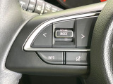 【ステアリングスイッチ】運転中、前方から目線をそらすことなく、オーディオ等の操作が可能な便利機能!安心&快適なドライブを演出してくれます♪