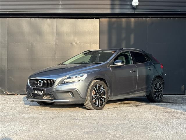 V40クロスカントリー D4 モメンタム ディーゼル ワンオーナー 修復歴無し