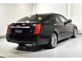 CTS プレミアム 4WD 