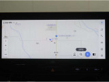 日々の移動をスマートにするナビゲーション。複雑な市街地でも迷いにくく、通勤・買い物にも便利です。毎日使うからこそ、嬉しい装備です。