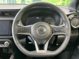 【純正革巻きステアリング】上質な革を使用することで、手にしっかり馴染みとても運転しやすいハンドルです♪