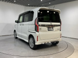 ご納車までの期間ですが、県内のお客様は2、3週間、県外のお客様は3、4週間ほどでご納車が可能となります。但し、お支払いや書類の状況によっては多少の前後もありますので、その際には何卒ご了承下さい。