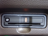 ■【ETC車載器】が装備されています。セットアップをしてお渡しとなり、ETCカードを差し込むだけで高速道路の利用が可能です。
