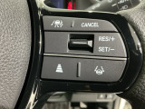 クルーズコントロールを装備しています。高速道路などで一定の速度で走ってくれるので運転が楽ですよ!速度を設定できますので、スピードの出しすぎにも注意できます。