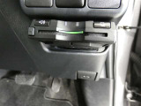 ETC車載器付きです。高速道路の料金所渋滞も解消!落ち着いてスムーズに通過できます。今や必需品の一つとなった装備ですね。