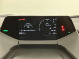 視認性のいいメーターを採用しており、快適なドライブをサポートします。