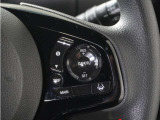 ◆アダプティブクルーズコントロール◆予め設定した車速内でクルマが自動的に加減速。前走車との適切な車間距離を維持しながら追従走行します。【LKAS】車線維持支援システムでステアリング操作を支援。
