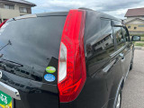 エンジンルームも綺麗に洗浄してから納車致します。普段あまり見ることが無い箇所だからこそ綺麗だと感動しますよね(*&acute;▽`*)